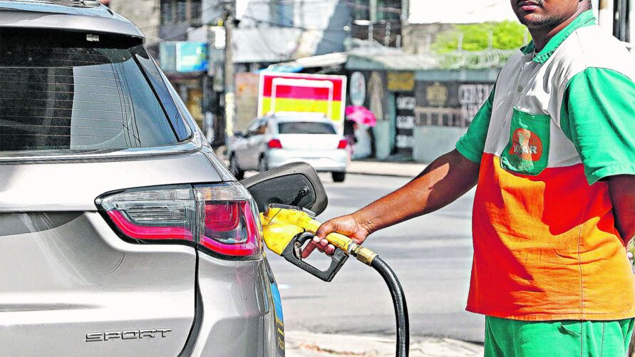 O DIÁRIO também fez um levantamento do preço cobrado por cada litro de gasolina comum em alguns postos de Belém. Confira!