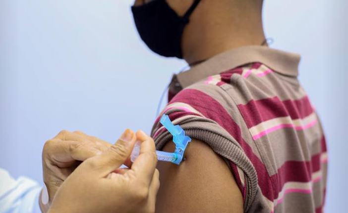 79 pontos de vacinação contra a covid-19 estão disponíveis na capital e nos distritos de Belém nesta segunda-feira, 21