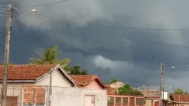 O fenômeno está sendo divulgado como uma “erupção polar histórica“.