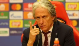 Atualmente, técnico Jorge Jesus, está livre no mercado.