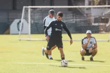 Atacante Rodrigo Pimpão é uma das opções de Paulo Bonamigo, na equipe do Remo diante do Brasil de Pelotas-RS