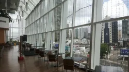 Praça de alimentação do Shopping Boulevard em Belém.