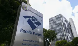 Metade das declarações ainda faltam ser entregues