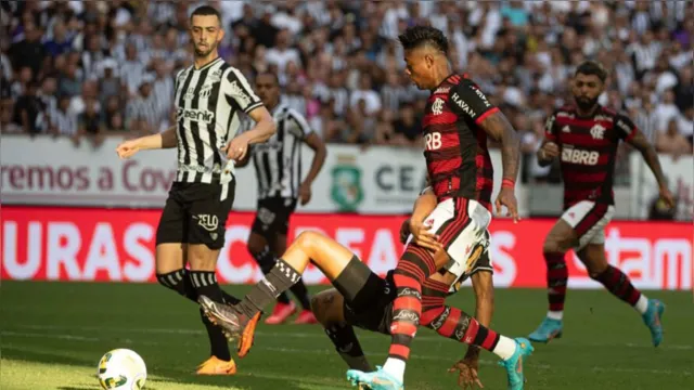 Imagem ilustrativa da notícia Brasileirão: Flamengo cede empate no fim e fica perto do Z4