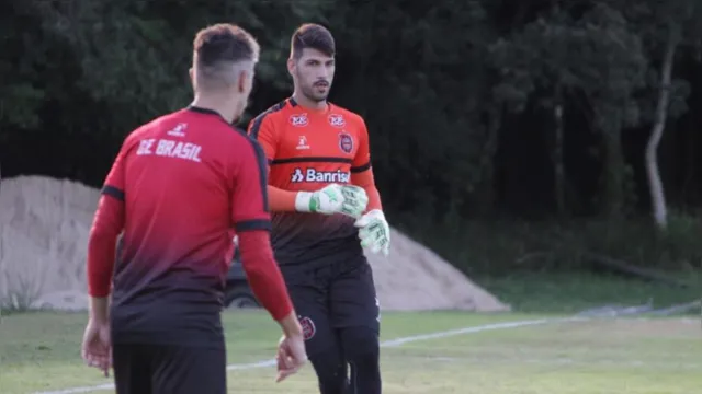 Imagem ilustrativa da notícia Má fase: goleiro quer quebrar jejum contra o Clube do Remo