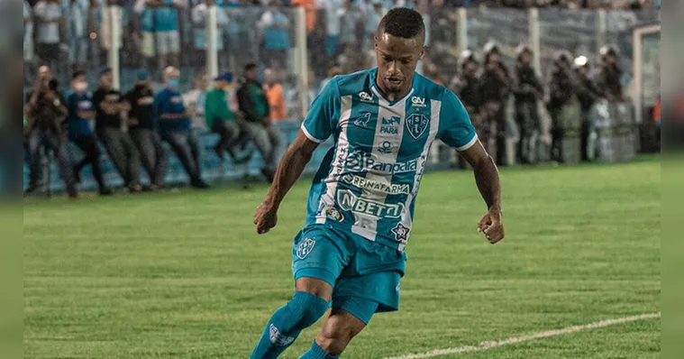 Imagem ilustrativa da notícia Sem espaço, dois jogadores do Paysandu são emprestados 