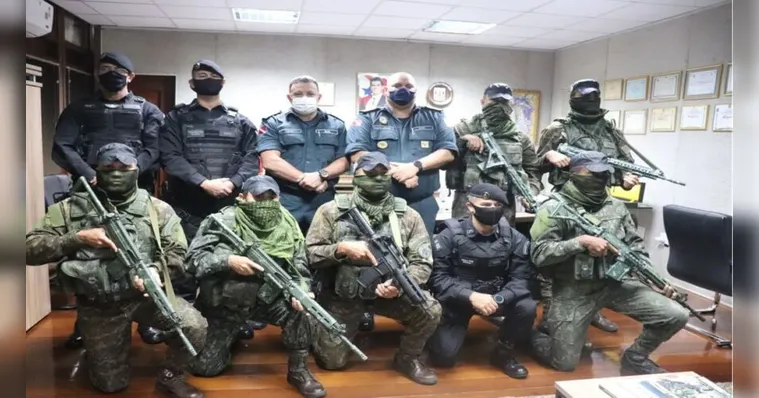 Imagem ilustrativa da notícia Policiais serão condecorados por encontrar eletricistas