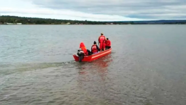Imagem ilustrativa da notícia Passageiro cai de embarcação e desaparece no rio Tapajós