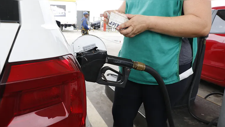 Imagem ilustrativa da notícia ANP
muda regra de arredondamento de combustíveis; veja