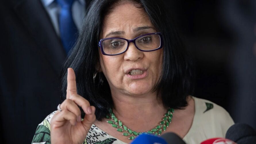 A ex-ministra da Mulher, da Família e dos Direitos Humanos Damares Alves