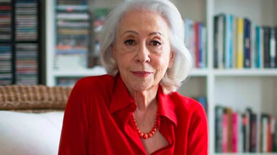 Fernanda Montenegro, 92 anos, é considerada a grande dama da dramaturgia brasileira.