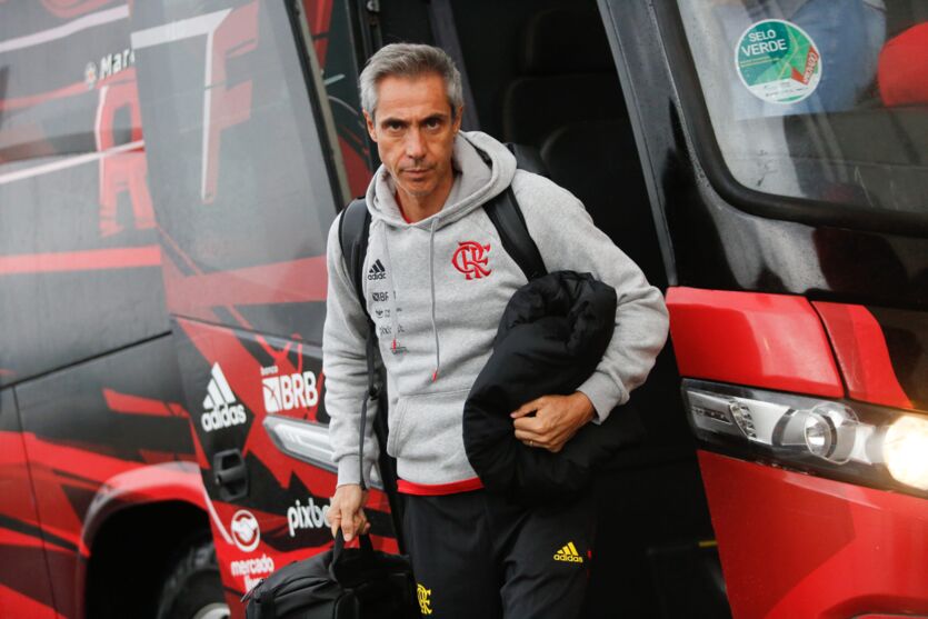 Imagem ilustrativa da notícia: Torcida do Flamengo pede saída de Paulo Sousa após derrota