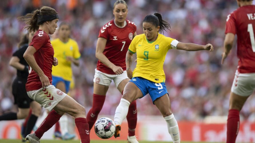 Brasil perde amistoso para Dinamarca antes da Copa América