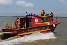 Bombeiros fizeram buscas por estudante