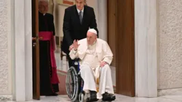 Problemas de saúde do Papa também podem contribuir para sua renúncia.