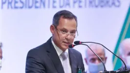 José Mauro Coelho cedeu à pressão e pediu demissão da presidência da Petrobras.