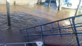 Flutuante do trapiche de Icoaraci afundou e provocou transtornos à população