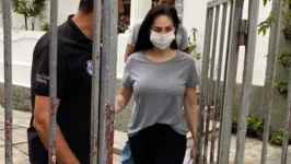 Monique Medeiros é acusada de homicídio triplamente qualificado, tortura e coação de testemunhas.