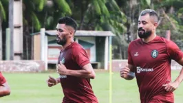 Marlon e Daniel Felipe voltam a fazer a zaga do Remo