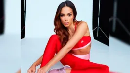 Anitta usou o Twitter para defender seus fãs.