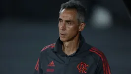 Paulo Sousa foi contratado pelo Flamengo em dezembro de 2021