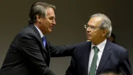 Bolsonaro está sendo pressionado a demitir Guedes