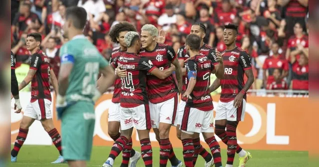 Imagem ilustrativa da notícia Pedro marca, Flamengo vence o Goiás e se distancia do Z-4