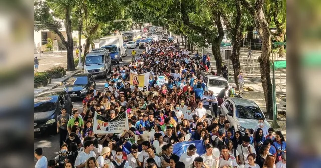 Imagem ilustrativa da notícia "Marcha contra as drogas" reúne centenas de jovens em Belém