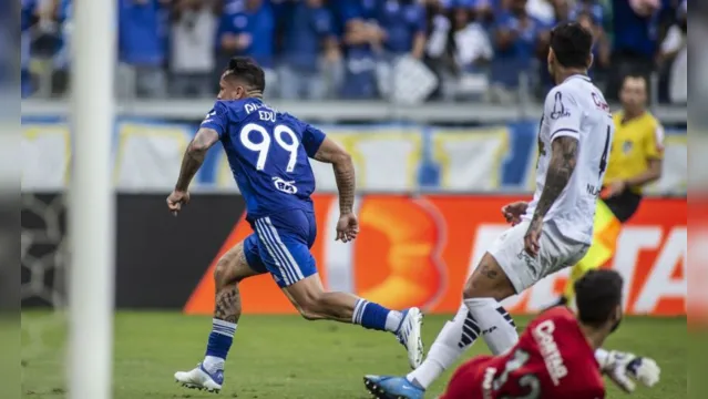 Imagem ilustrativa da notícia Cruzeiro bate Ponte Preta para ampliar liderança na Série B