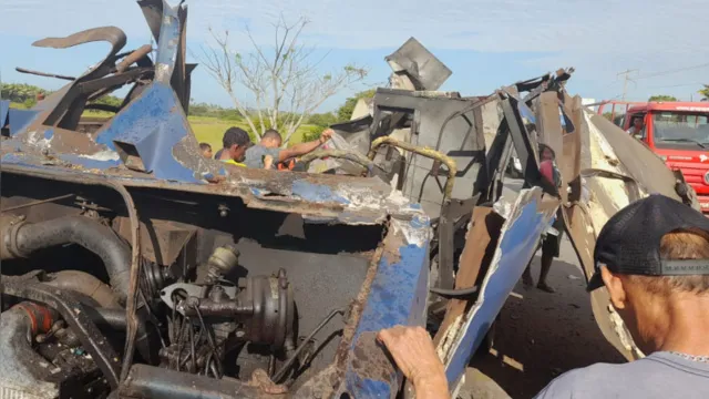 Imagem ilustrativa da notícia Vídeo: ladrões explodem carro-forte no interior do Maranhão