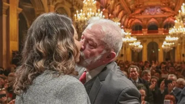 Imagem ilustrativa da notícia Lula se casa com Janja em cerimônia com políticos e famosos