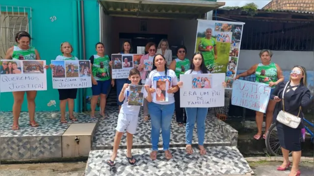 Imagem ilustrativa da notícia Familiares e amigos de homem morto em restaurante protestam