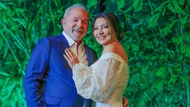 Imagem ilustrativa da notícia Secretário é exonerado ao ir de penetra no casamento de Lula