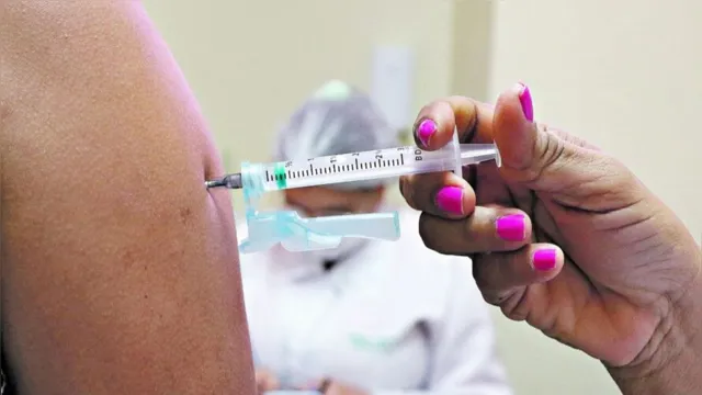Imagem ilustrativa da notícia Covid-19, gripe e sarampo: veja onde se vacinar em Belém