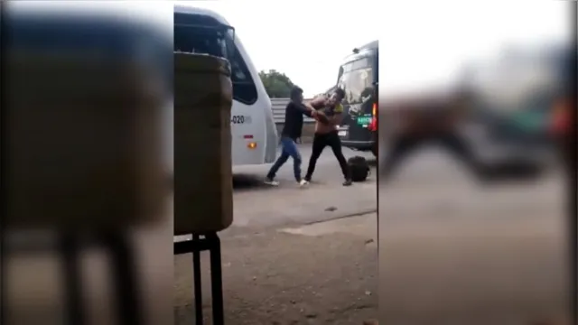 Imagem ilustrativa da notícia Vídeo: BR-316 é palco de briga e confusão no trânsito