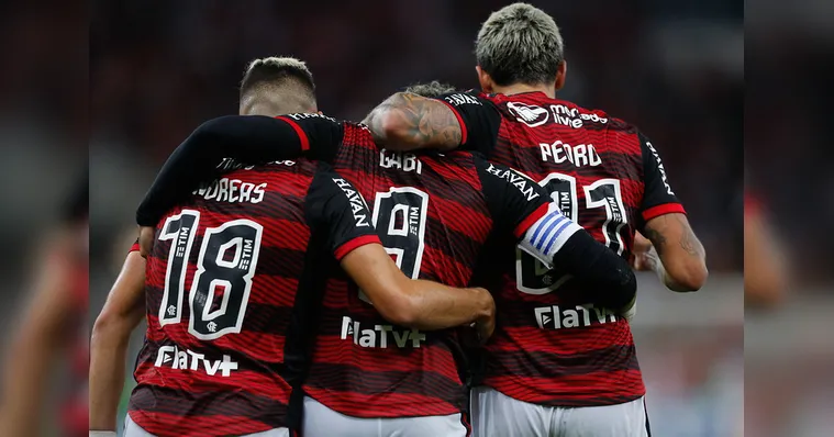 Imagem ilustrativa da notícia Gabigol perde pênalti, mas Flamengo vence e alivia a pressão