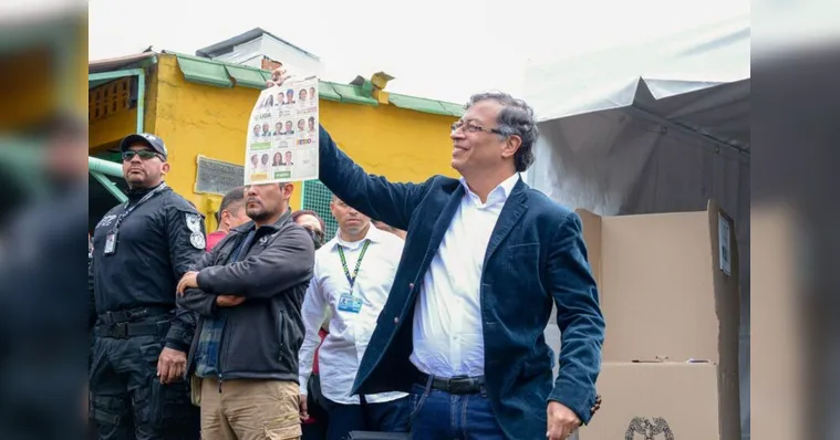 Imagem ilustrativa da notícia Colômbia terá 2º turno entre esquerdista e populista