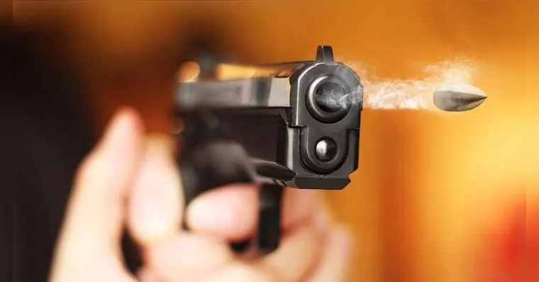 Imagem ilustrativa da notícia Policial sofre atentado e sobrinho de 10 anos é baleado