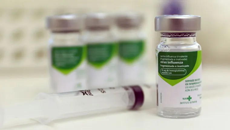 Imagem ilustrativa da notícia Vacina da gripe pode reduzir em 40% risco de Alzheimer