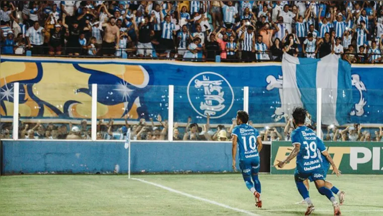 Imagem ilustrativa da notícia Goleador, Marlon vira artilheiro do Paysandu. Veja o vídeo