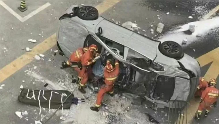 Imagem ilustrativa da notícia Duas pessoas morrem em teste com carro elétrico na China