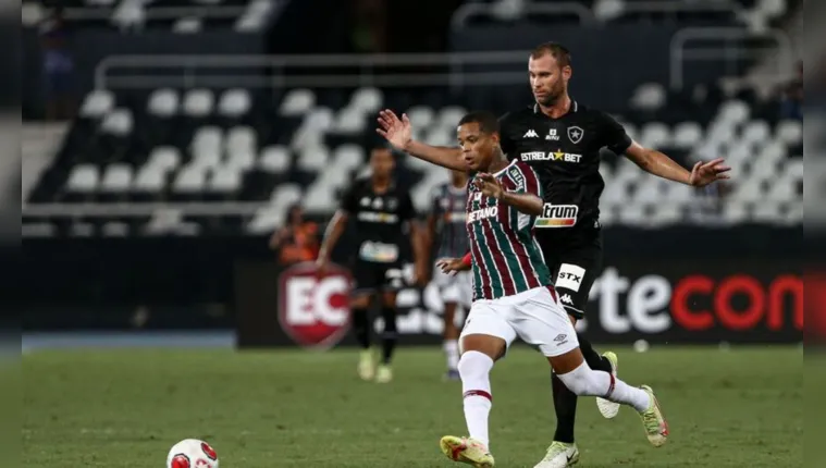 Imagem ilustrativa da notícia Botafogo e Fluminense se enfrentam em busca de vaga no G4