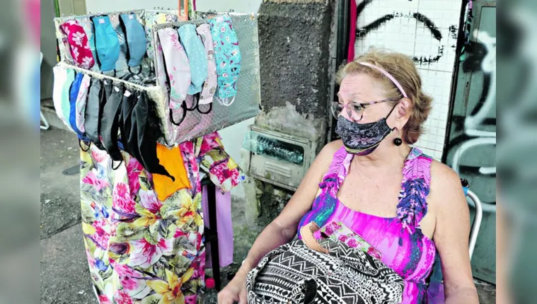 Imagem ilustrativa da notícia Vendas de máscaras caem com liberação do uso em Belém