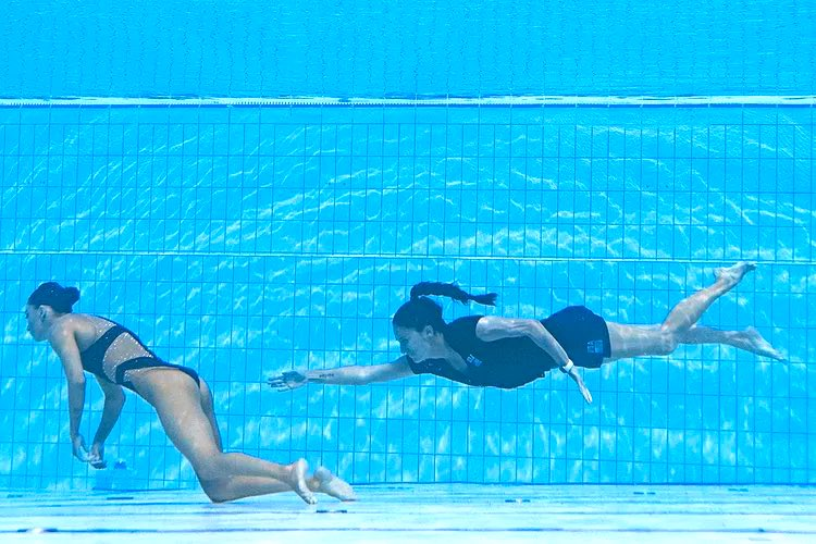A nadadora Anita Álvarez foi resgatada pela treinadora Andrea Fuentes.