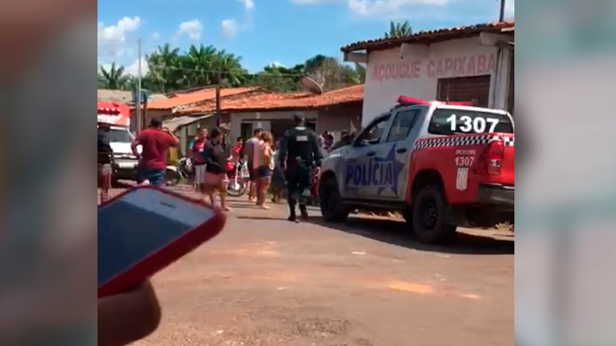 Homem é executado enquanto caminhava em via pública - DOL - Diário Online