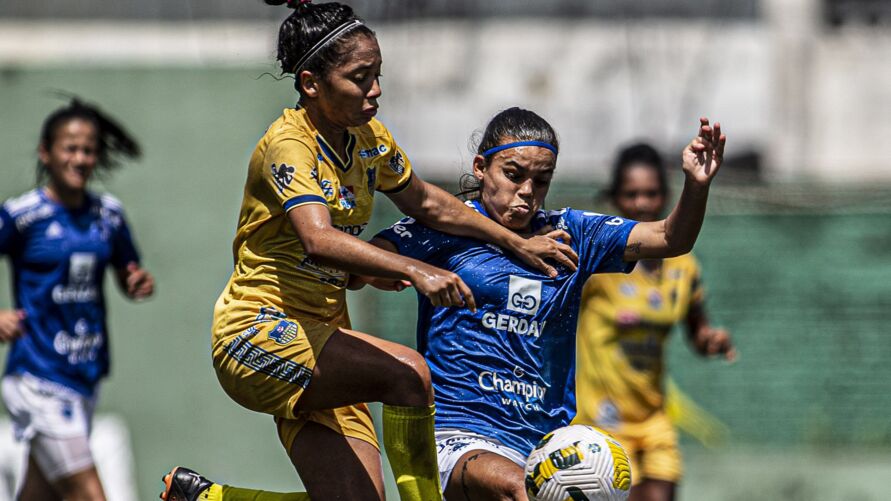 Esmac vence o Cruzeiro e respira na Série A-1 de futebol feminino