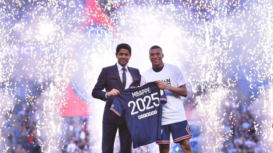 Mbappé renova com o PSG e receberá valores astronômicos Mbappé renova com o PSG e receberá valores astronômicos