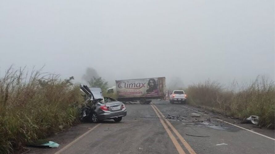 Segundo a Polícia Militar do Tocantins, o militar conduzia um carro de passeio que colidiu na traseira de um caminhão.