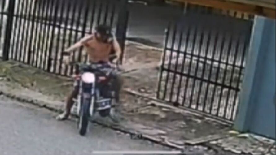 Suspeito usa chave mestre para furtar motocicletas