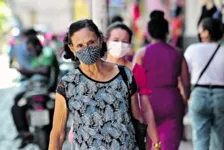 Belém, Pará, Brasil. Cidade. Vendas de máscaras caem com liberação do uso em Belém. Procura pelo produto tem diminuído e preocupa vendedores.  Data: 26/05/2022. Foto: Mauro Ângelo/ Diário do Pará.